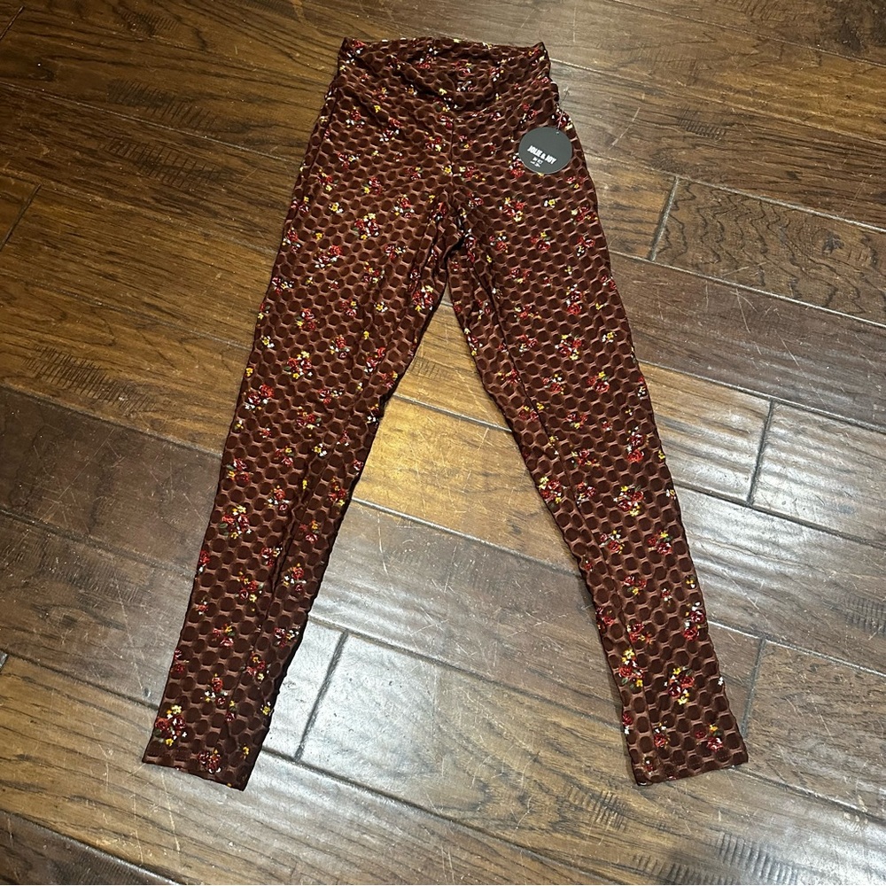 Jolie & Joy Juniors Brown Floral Leggings‎ With Cinched Backsized size Small